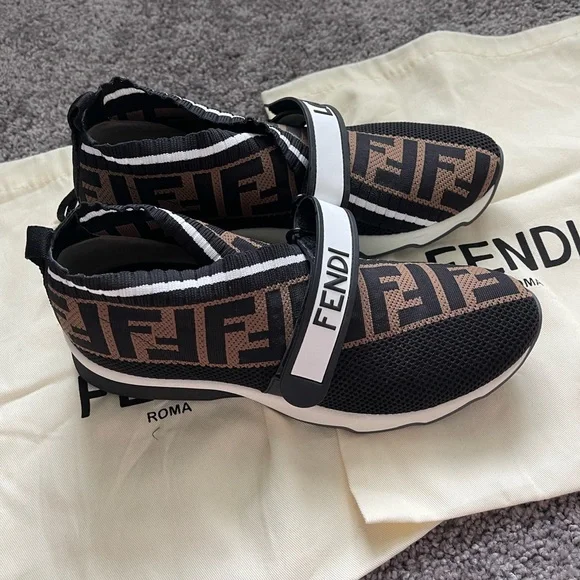 FENDI sneakers size 38 - Picture 10 of 12